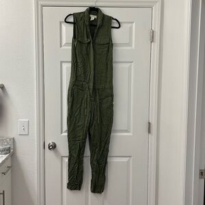 Short sleeve/sleeveless junpsuit